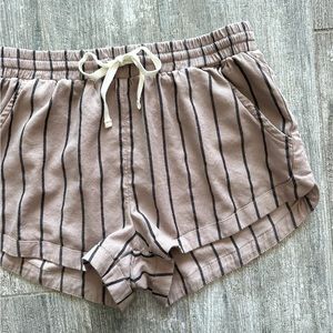 ♥️BILLABONG - ROAD TRIPPIN SHORTS♥️